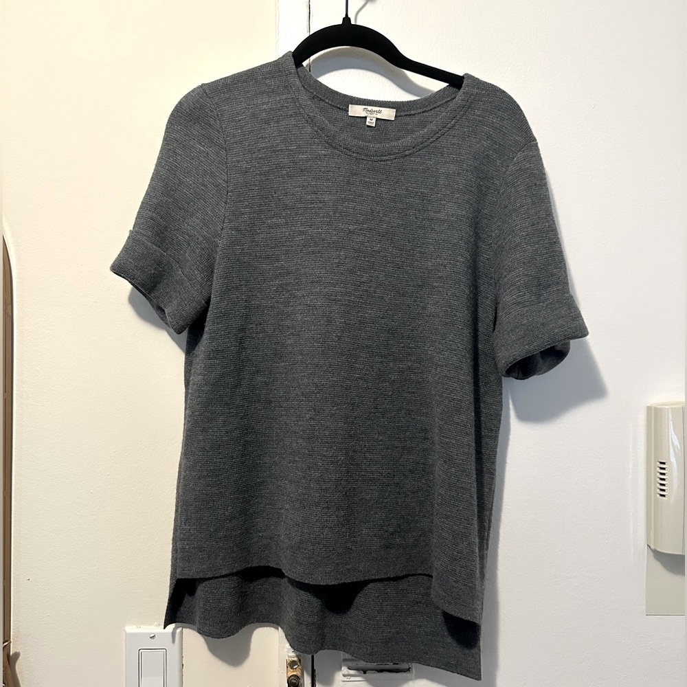 Madewell light sweater shirt perfect for summer night/fall size medium gray/grey
